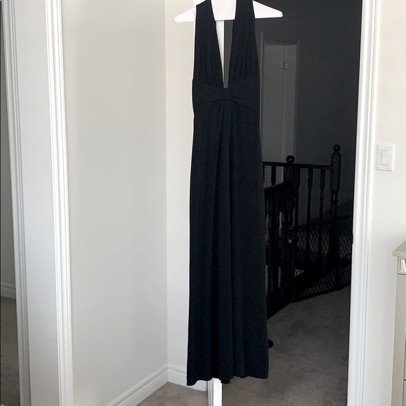 Majora Black Deep V Gown - Picture 2 of 3